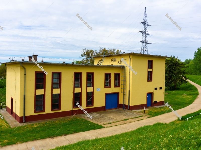 Pump house on the Kettos-Koros river - szivattyuhaz Pump house on the Kettos-Koros river - szivattyuhaz