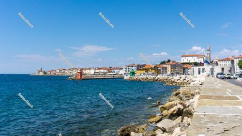 Beach promenade in Piran. Portoroz, Piran, Obalno-kraska, Sloven Beach promenade in Piran. Portoroz, Piran, Obalno-kraska, Sloven