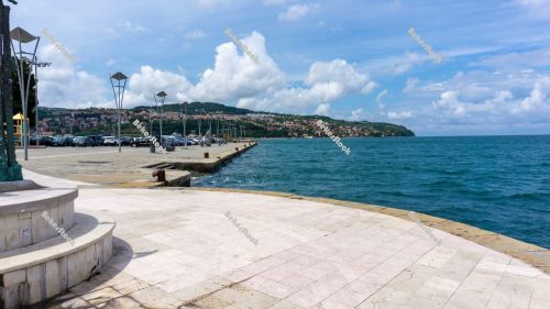 `Ribiči pomol` - Seafront promenade in Koper near Luka Port. Ko `Ribiči pomol` - Seafront promenade in Koper near Luka Port. Ko