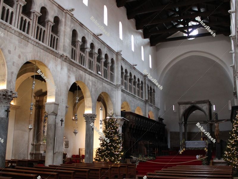 Interior of the Cathedral of St. Anastasia ('Sveta Stošija'), Zadar, Croatia, December 2019 Interior of the Cathedral of St. Anastasia ('Sveta Stošija'), Zadar, Croatia, December 2019