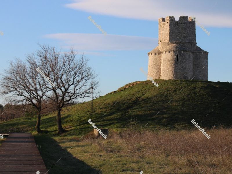 ST. NICHOLAS CHURCH - Nin ST. NICHOLAS CHURCH - Nin